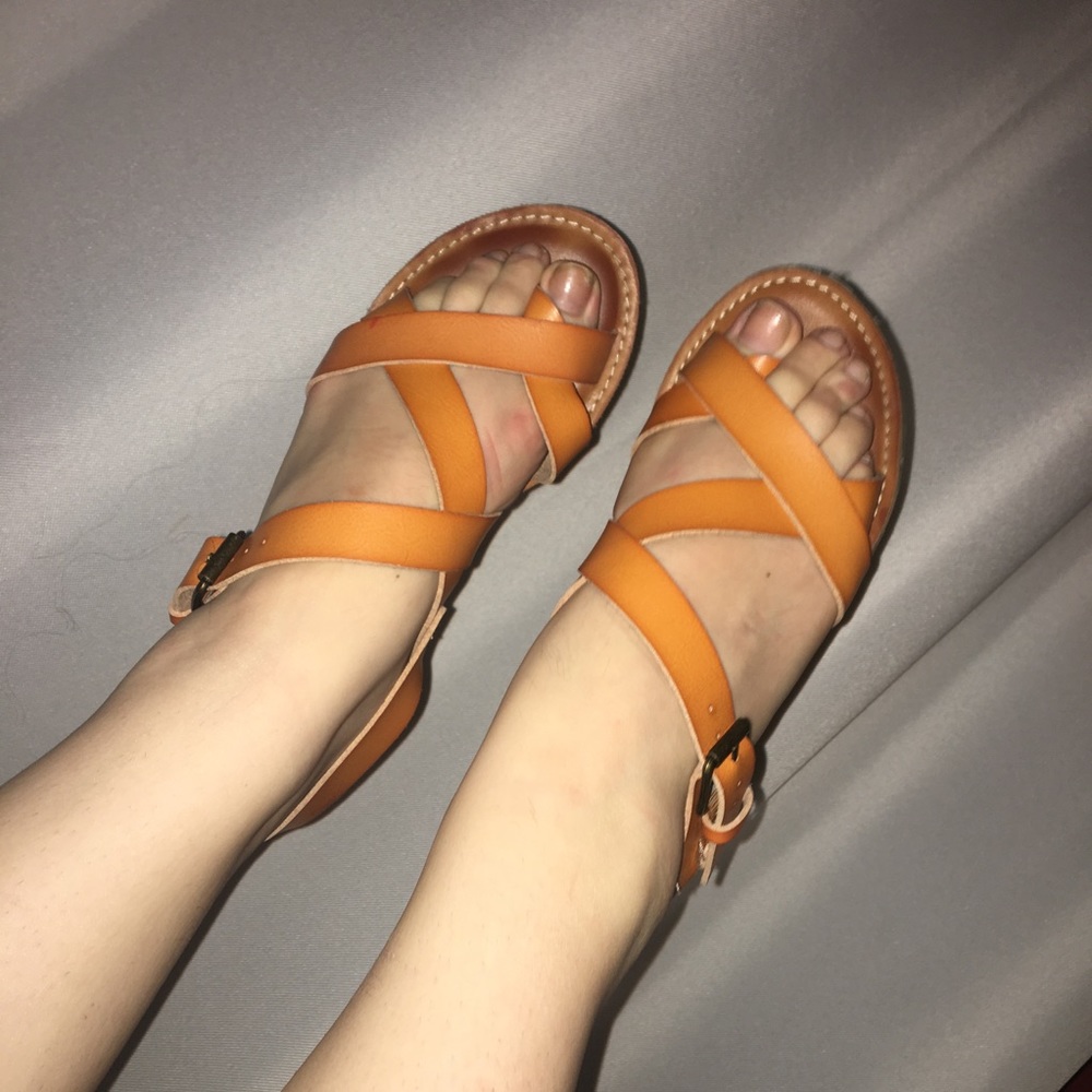Women’s sandals